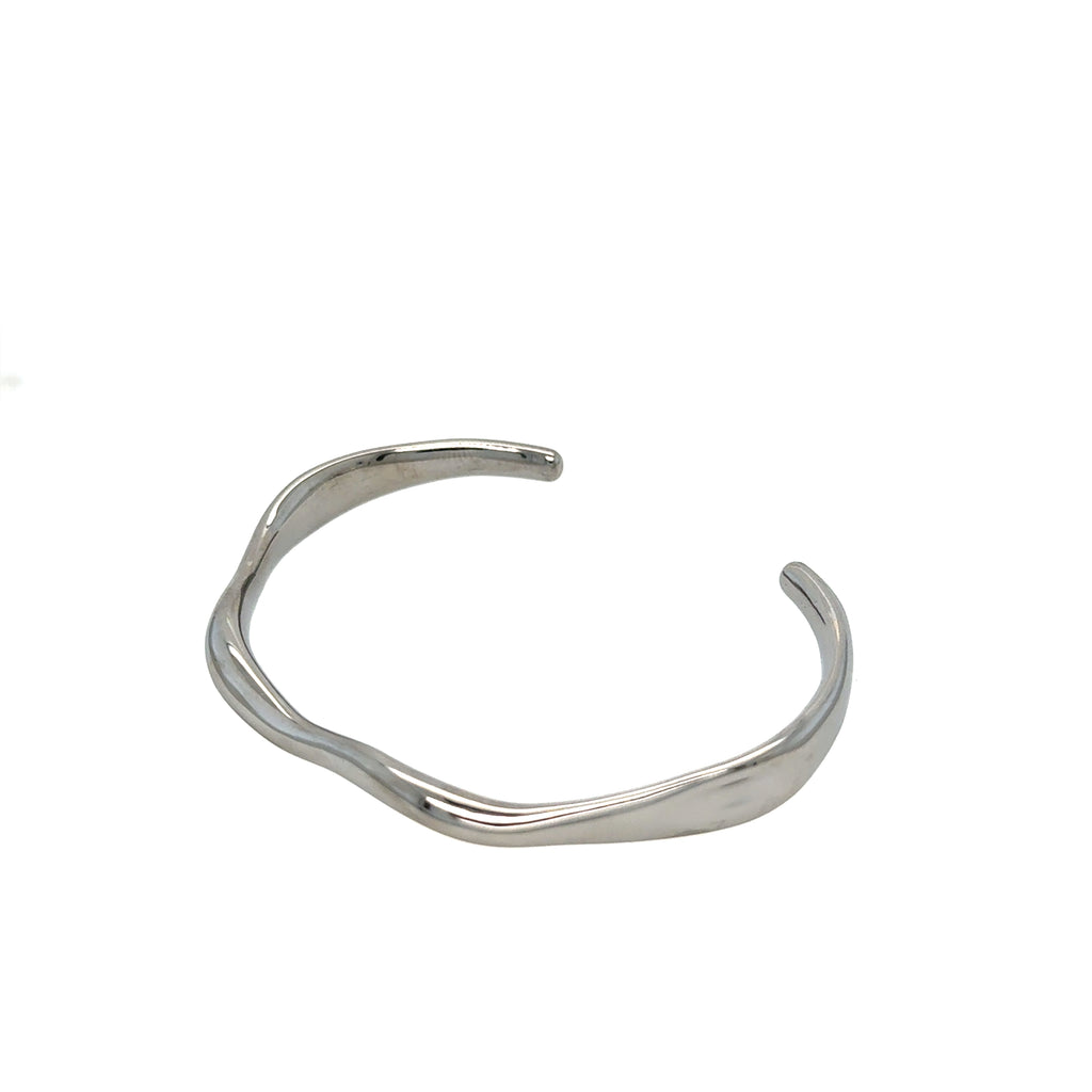 2.75-inch diameter stainless steel cuff bracelet – sleek and modern open bangle for women’s minimalist jewelry style