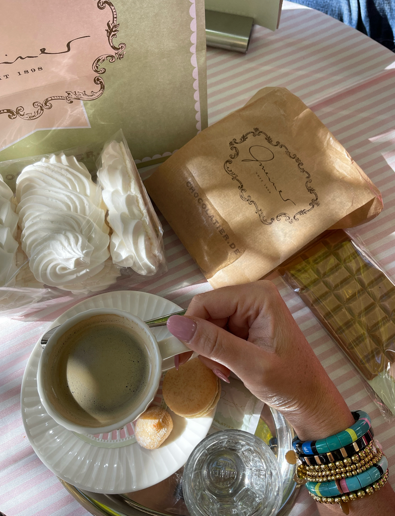 Savor artisanal pastries and rich coffee at Gmeiner Café, a cozy patisserie in Wiesbaden.