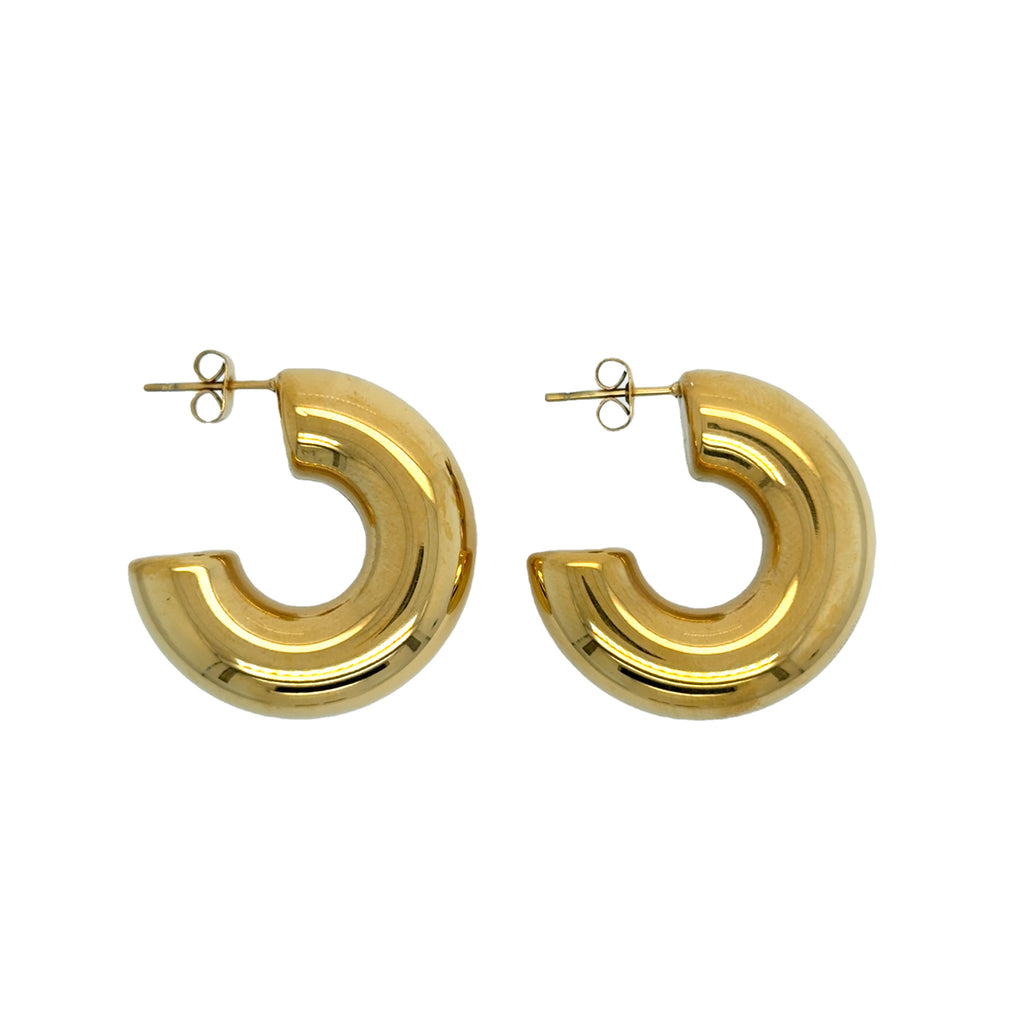 Bold gold plated stainless steel thick hoop earrings with high-shine finish and modern round design.
Durable, tarnish-resistant hoops perfect for statement looks, daily wear, or evening style.