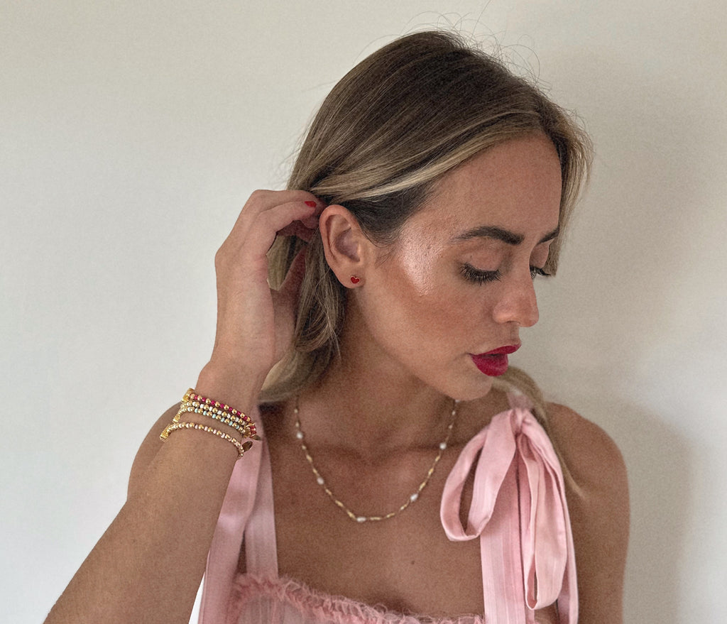 Adjustable gold chain necklace with pearls, 18 inch length plus 2 inch extender, dainty layering piece for timeless elegance