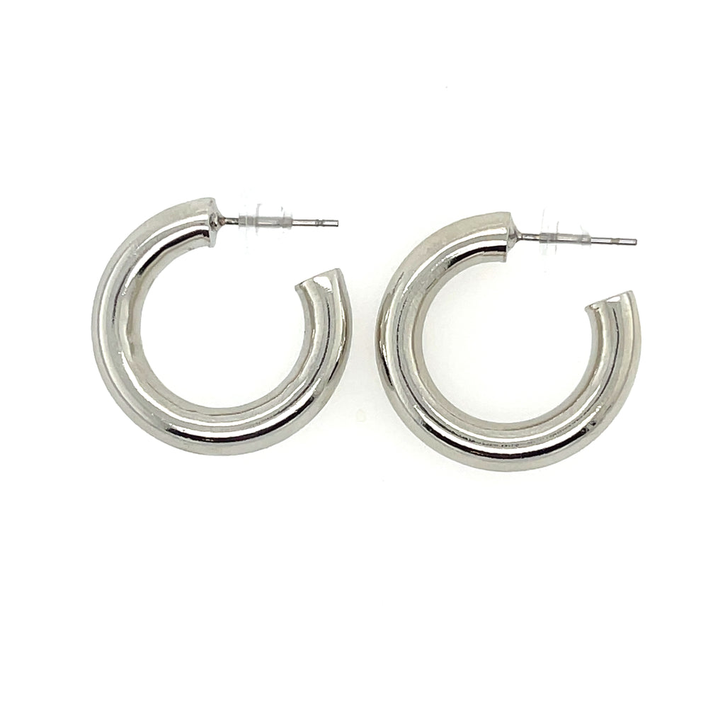 Sleek 1-inch Rhodium plated C-shape earrings with polished finish for a modern minimalist look.
Hypoallergenic and tarnish-resistant—perfect for everyday wear or contemporary styling.